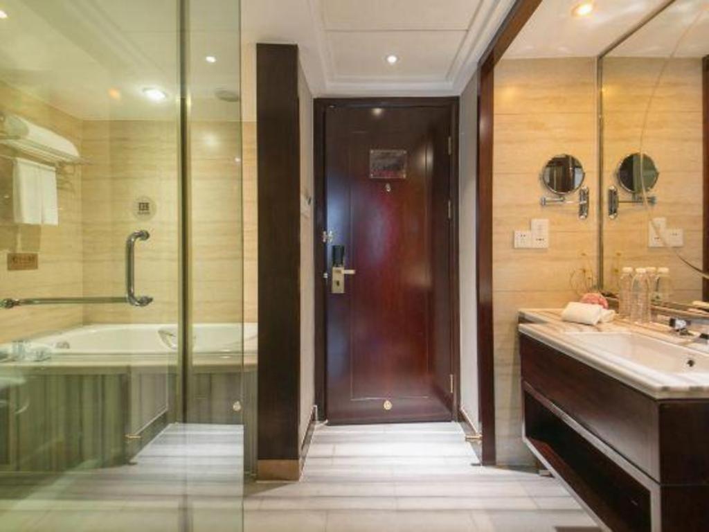 Maison New Century Hotel Ningbo Extérieur photo