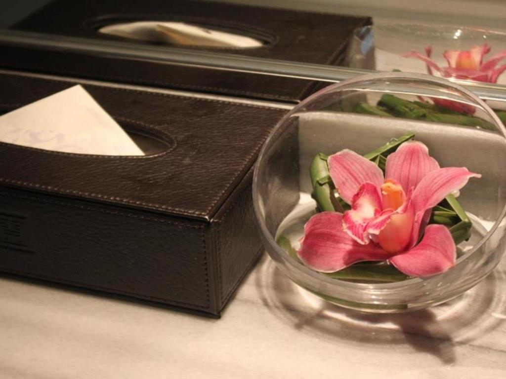Maison New Century Hotel Ningbo Extérieur photo
